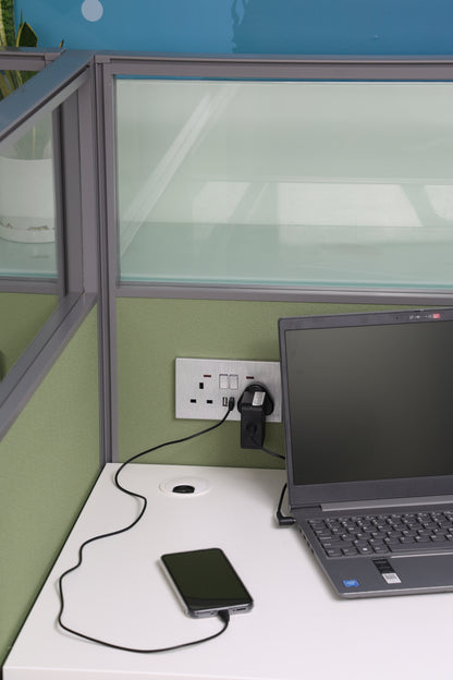 PS-B系列 40mm 帶電板辦公室屏風 (含玻璃窗)